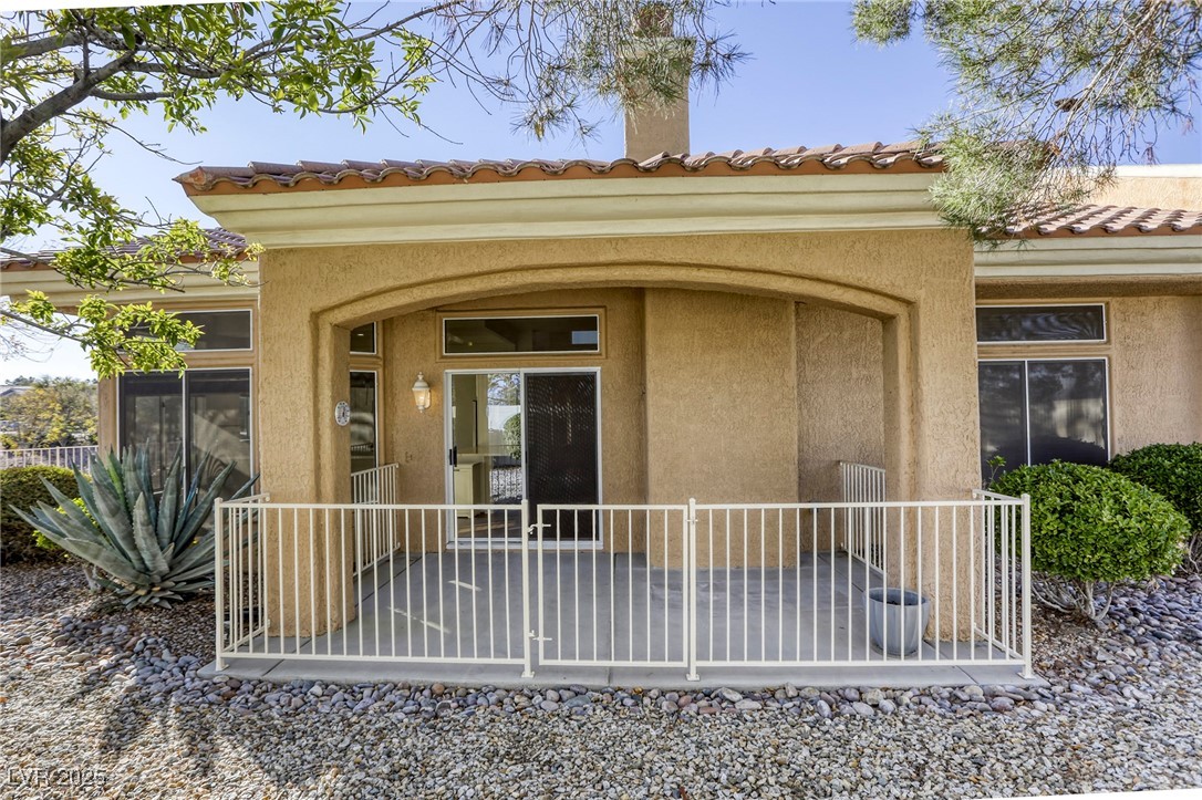 Las Vegas, Nevada, 89134, United States, 2 Bedrooms Bedrooms, ,1 BathroomBathrooms,Residential,For Sale,1999862