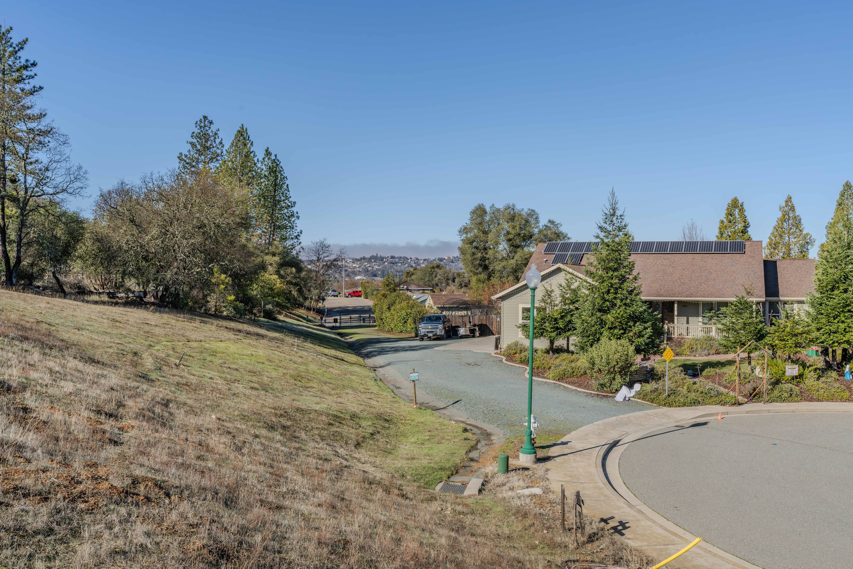  Desirable neighborhood lot ready for development - 物件實景