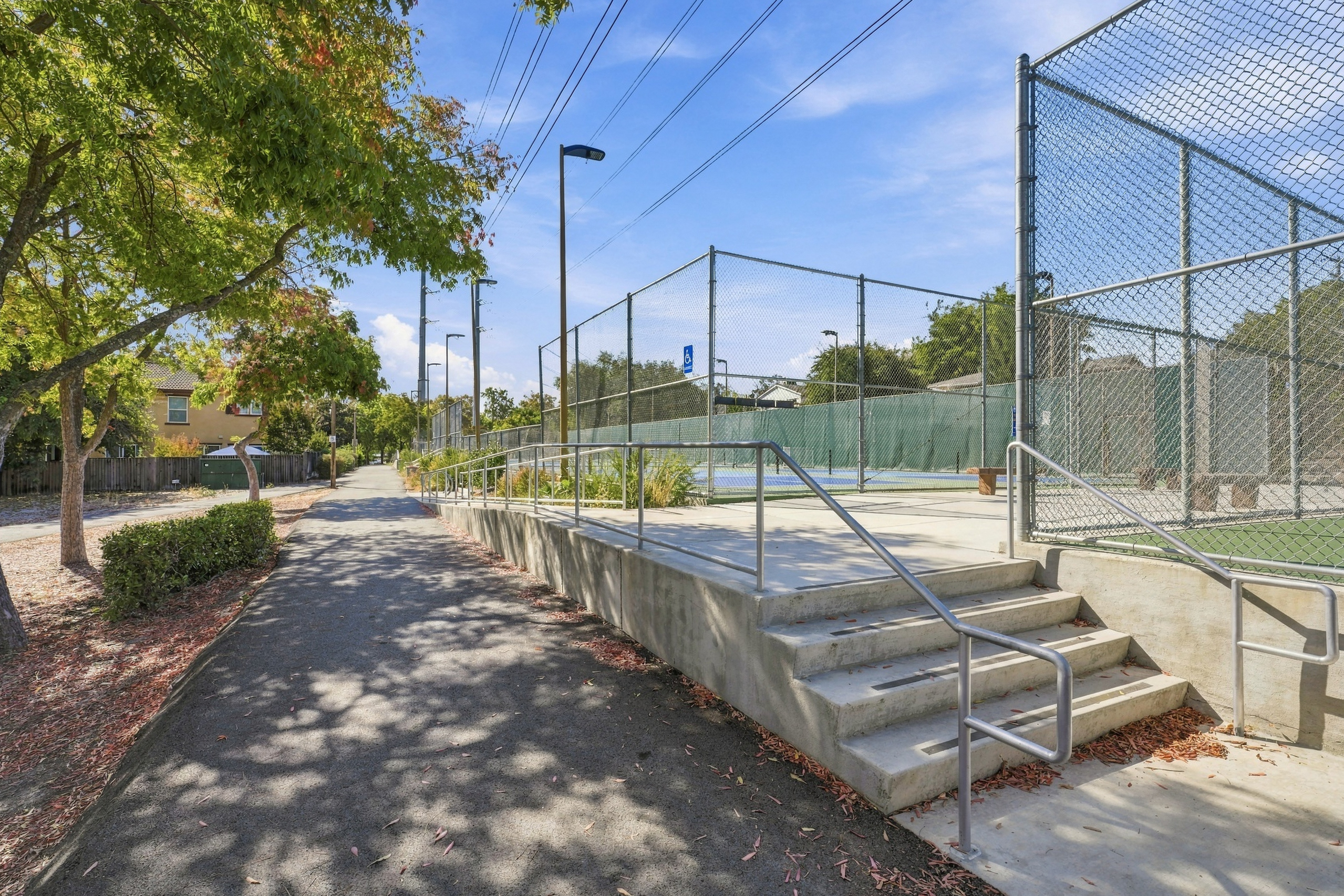 1804 Glacier Court, Martinez, CA 94553 - 物件實景