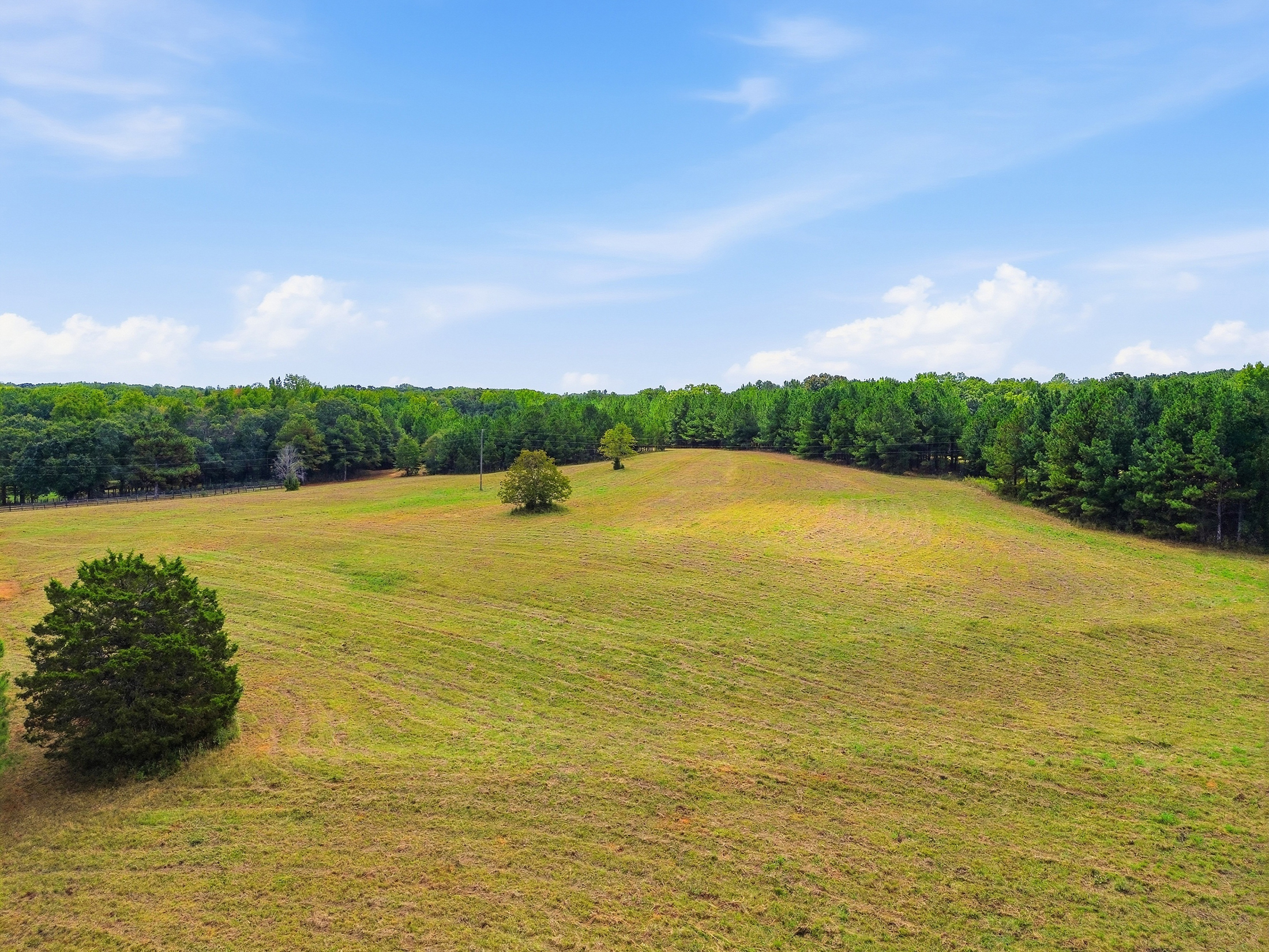  Exquisite 77.5 +/- Acre Private Retreat With Modern Rustic Elegance - 物件實景