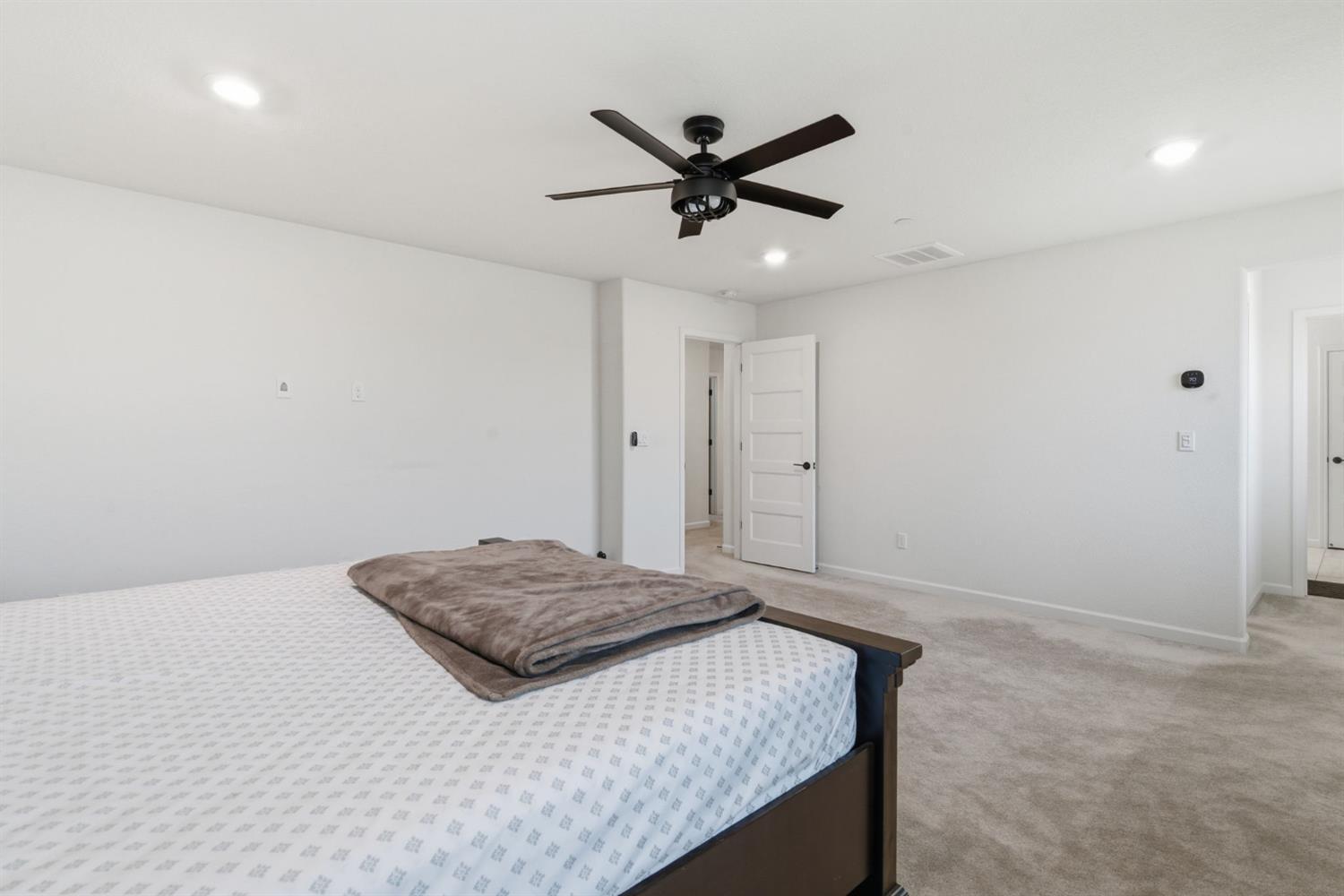 Manteca, California, 95337, United States, 4 Bedrooms Bedrooms, ,3 BathroomsBathrooms,Residential,For Sale,2001194