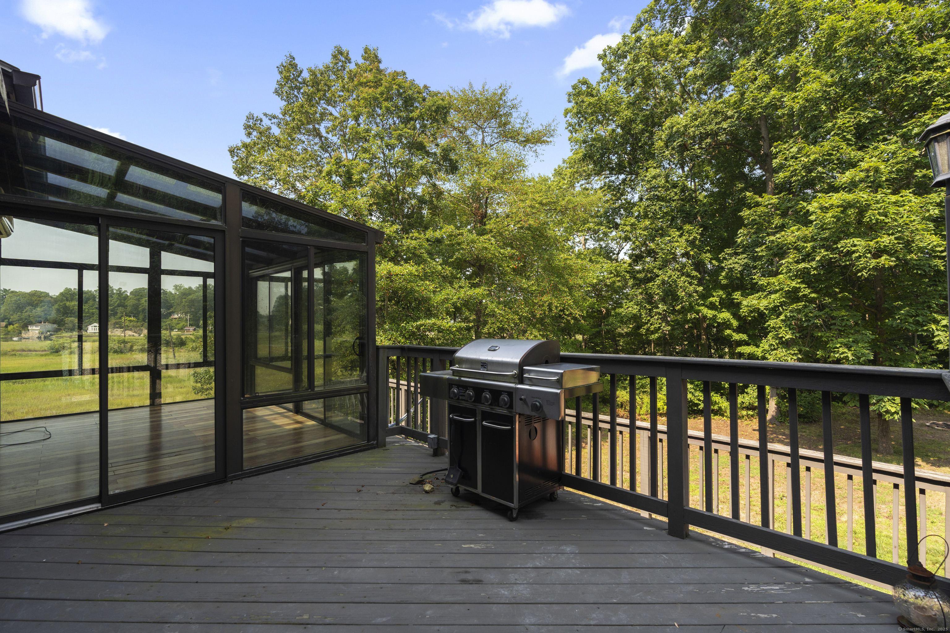 Branford, Connecticut, 06405, United States, 3 Bedrooms Bedrooms, ,3 BathroomsBathrooms,Residential,For Sale,1912319