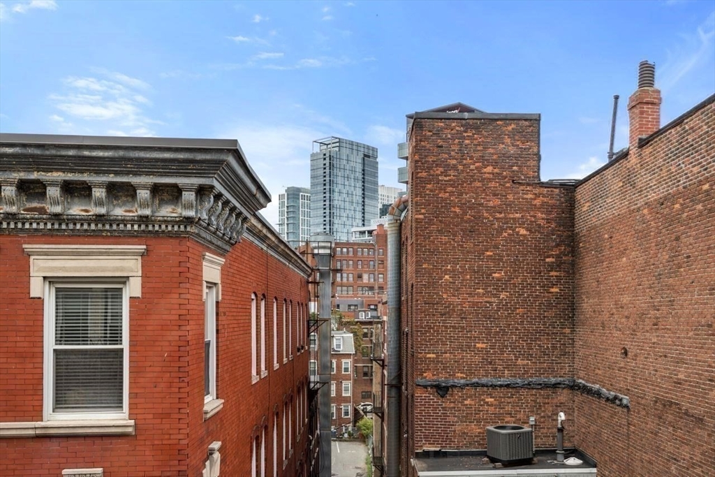 Boston, Massachusetts, 02113, United States, 1 Bedroom Bedrooms, ,1 BathroomBathrooms,Residential,For Sale,1890187