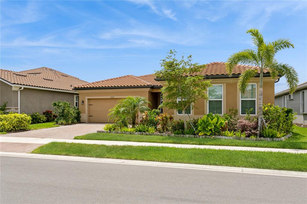 Venice, Florida, 34293, United States, 3 Bedrooms Bedrooms, ,3 BathroomsBathrooms,Residential,For Sale,1804503