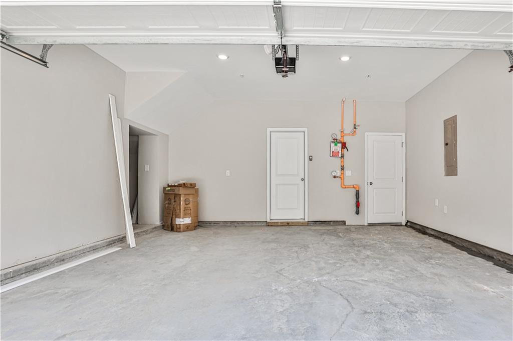 Smyrna, Georgia, 30080, United States, 4 Bedrooms Bedrooms, ,3 BathroomsBathrooms,Residential,For Sale,1991221