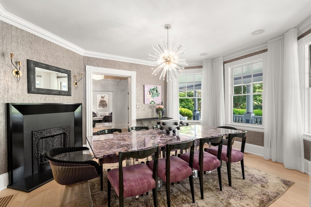 Newton, Massachusetts, 02465, United States, 5 Bedrooms Bedrooms, ,6 BathroomsBathrooms,Residential,For Sale,1908545