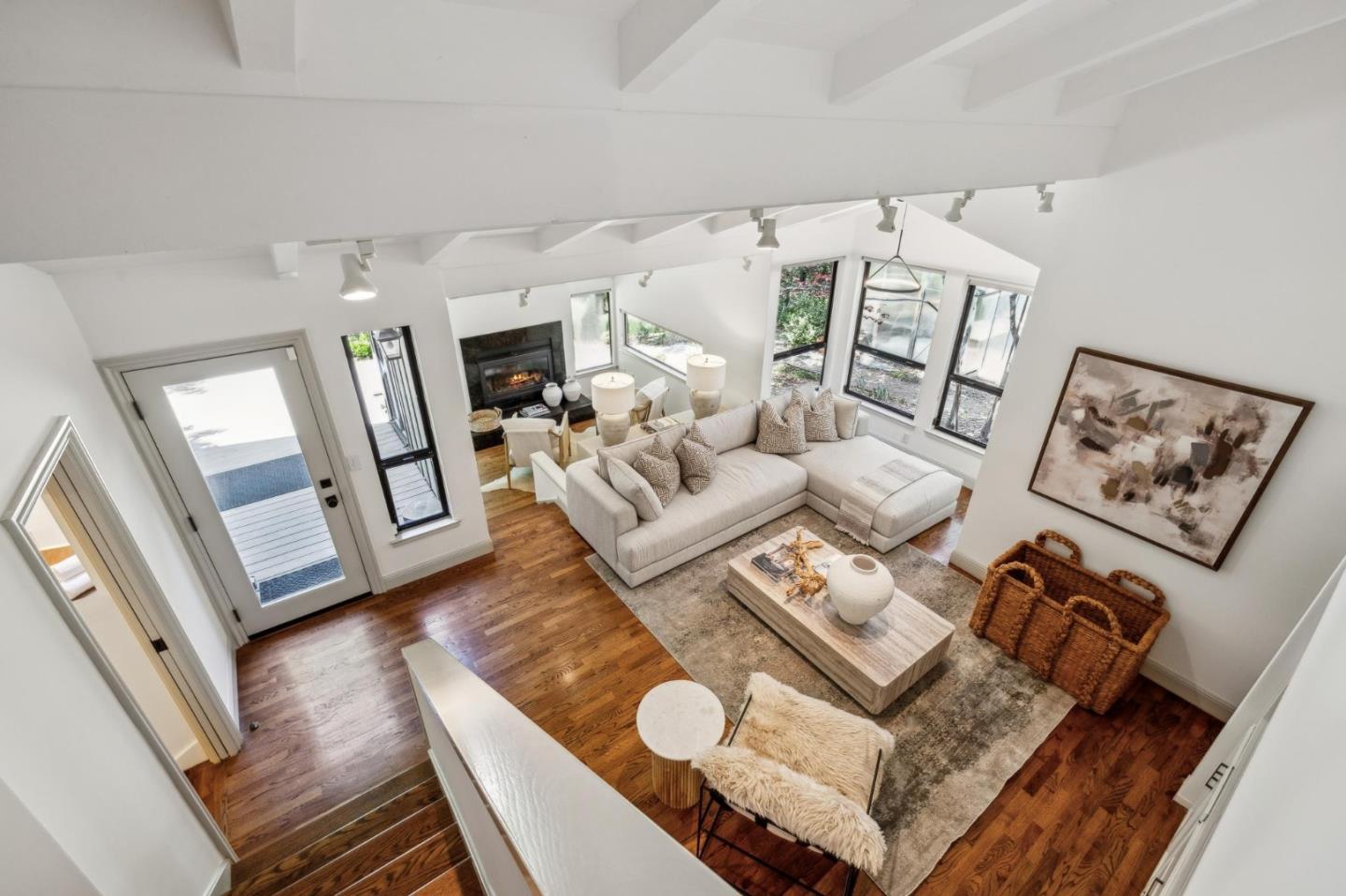 Portola Valley, California, 94028, United States, 6 Bedrooms Bedrooms, ,6 BathroomsBathrooms,Residential,For Sale,1917996