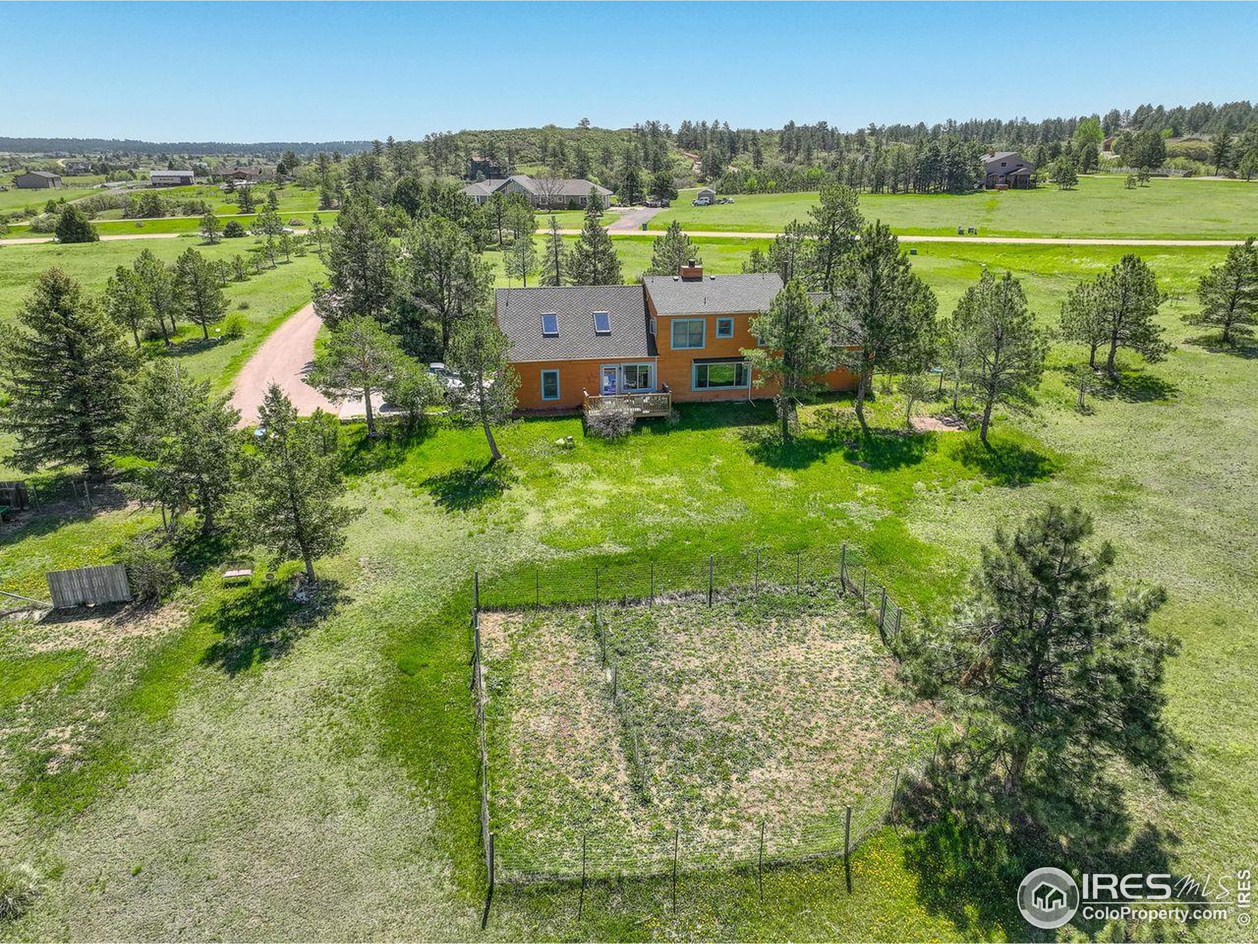 Franktown, Colorado, 80116, United States, 5 Bedrooms Bedrooms, ,2 BathroomsBathrooms,Residential,For Sale,1818789
