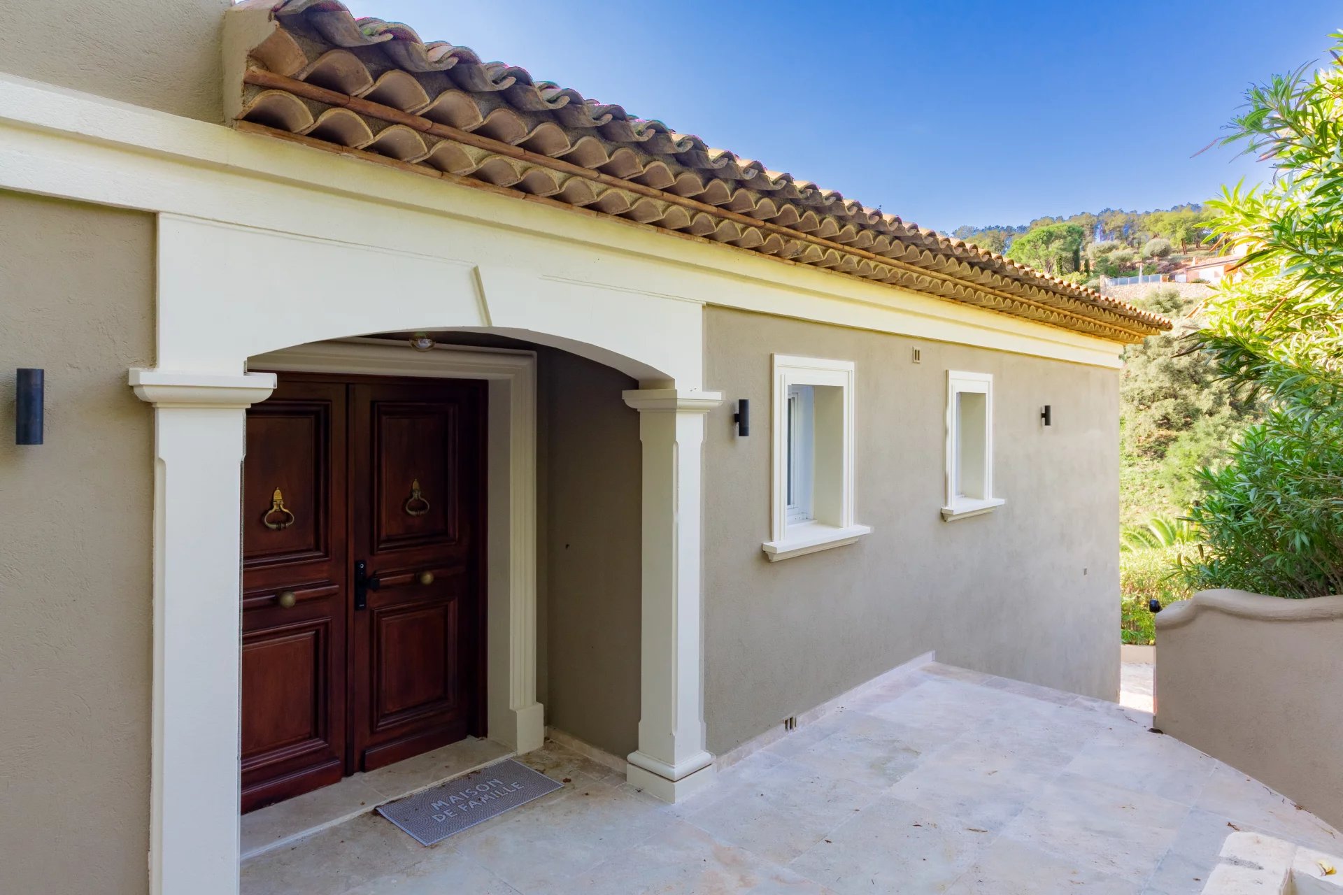 Sainte-Maxime, Provence-Alpes-Côte d’Azur, 83120, FR, 6 Bedrooms Bedrooms, ,6 BathroomsBathrooms,Residential,For Sale,1866313