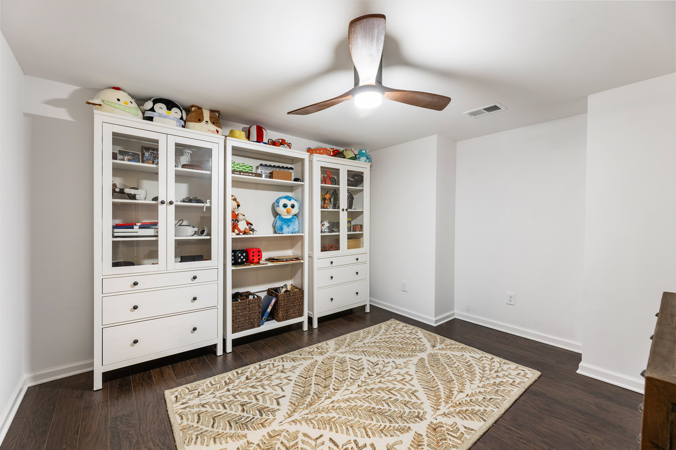  Charming Home Offers the Perfect Blend of Charm, Function, and Location - 物件實景