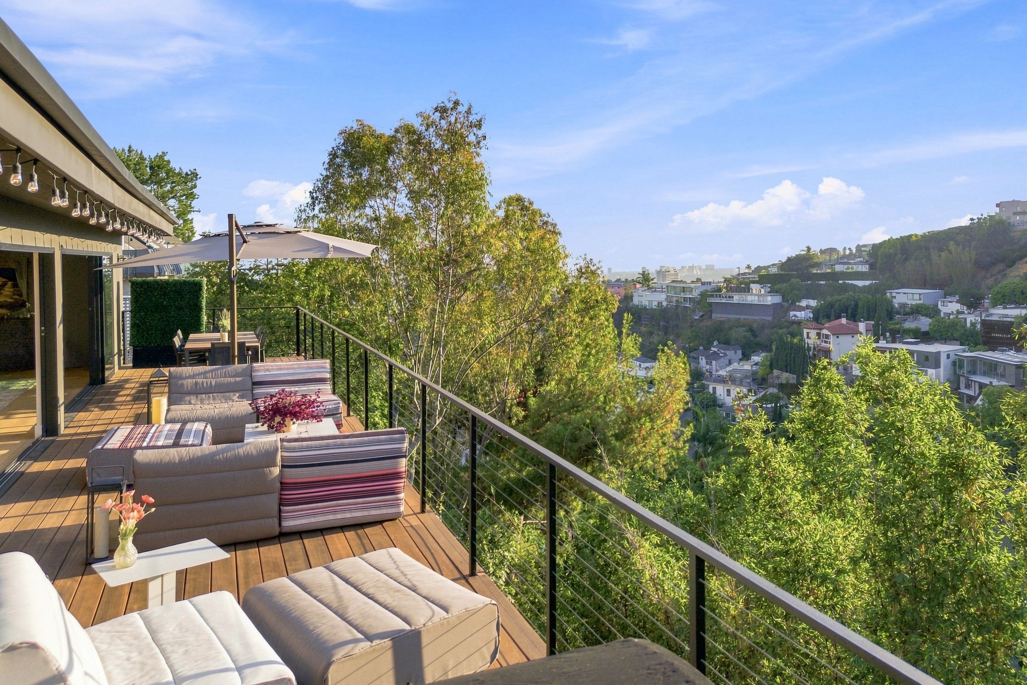  Turnkey Contemporary in Hollywood Hills - 物件實景