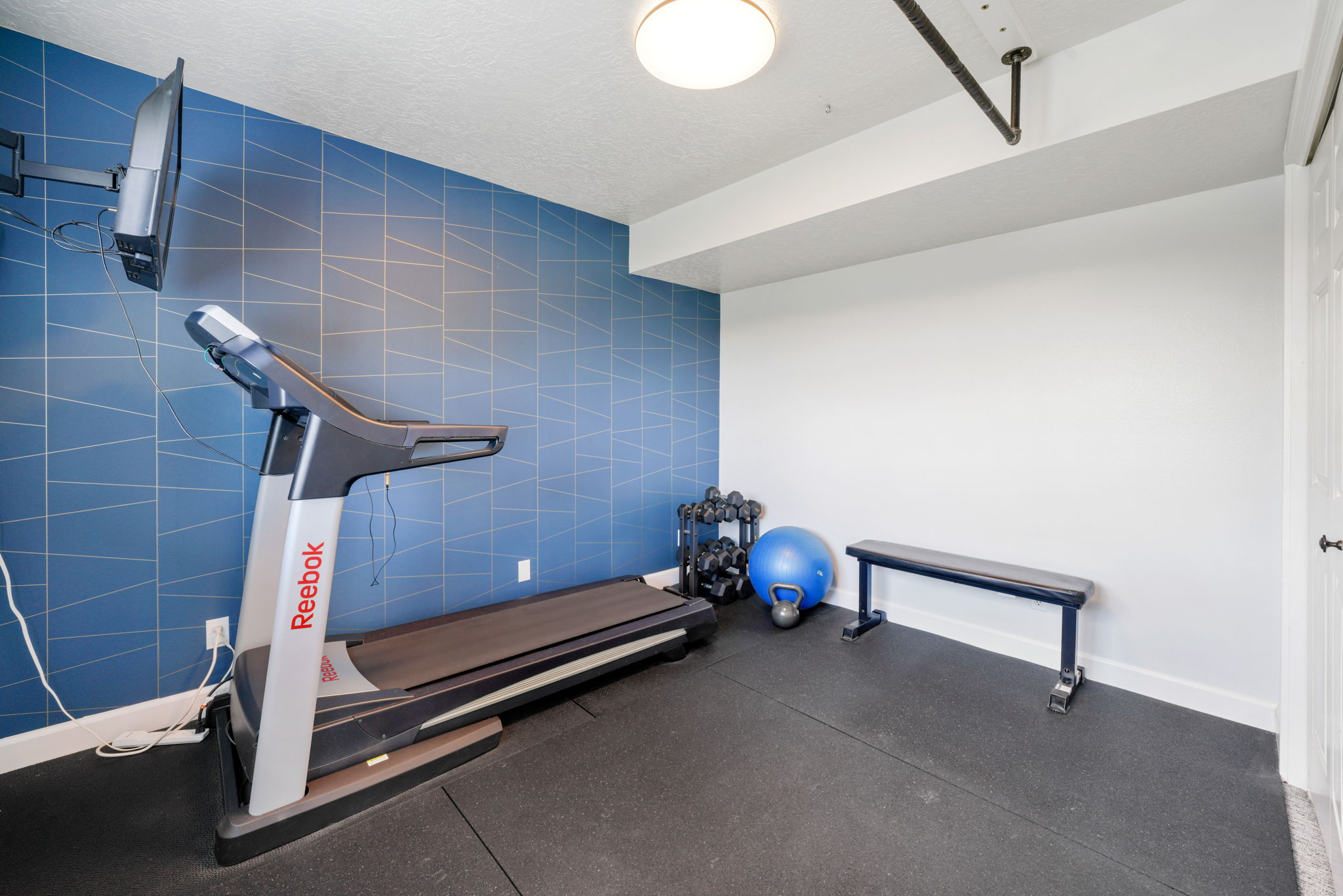 Lehi, Utah, 84043, United States, 4 Bedrooms Bedrooms, ,3 BathroomsBathrooms,Residential,For Sale,1973870