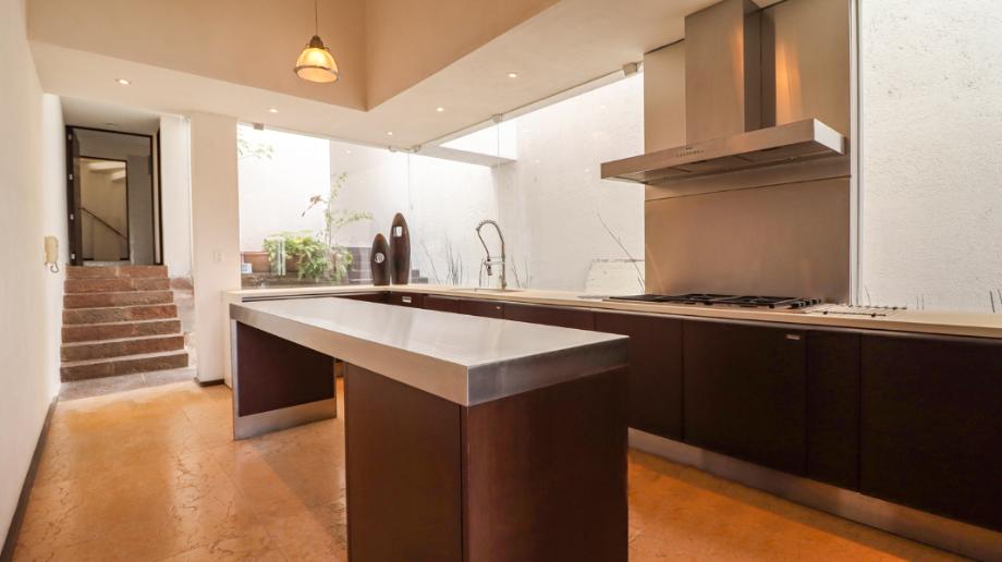Santa Mar?a, Morelia, Michoacán de Ocampo, 58090, Mexico, 4 Bedrooms Bedrooms, ,5 BathroomsBathrooms,Residential,For Sale,Santa Mar?a,1444287