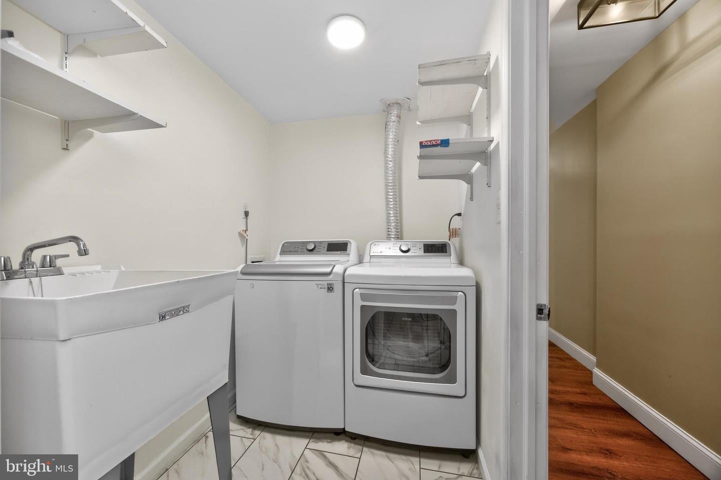 KING OF PRUSSIA, Pennsylvania, 19406, United States, 3 Bedrooms Bedrooms, ,2 BathroomsBathrooms,Residential,For Sale,2047953