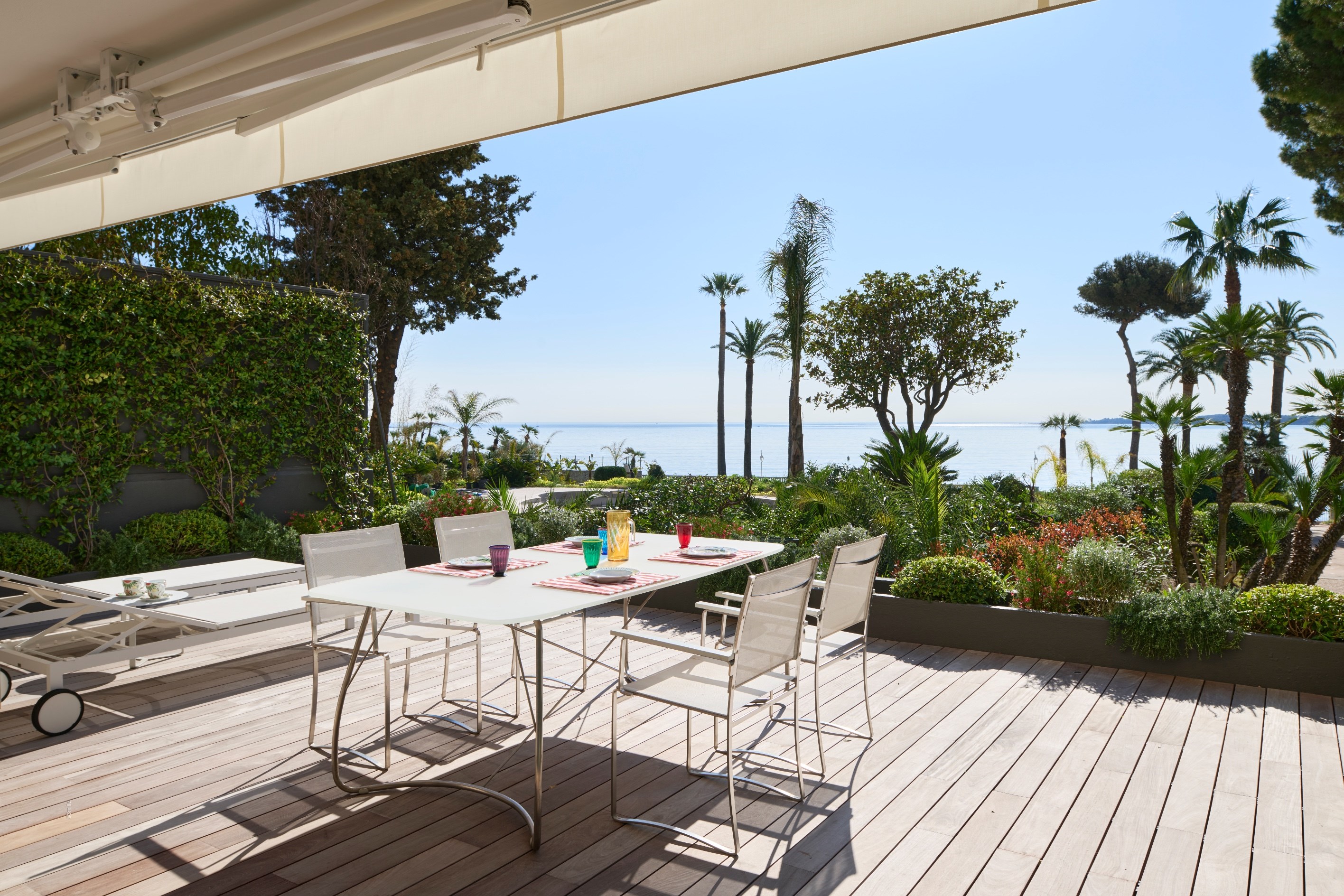  Cannes Palm Beach seafront apartment with large terrace and direct beach access - 物件實景