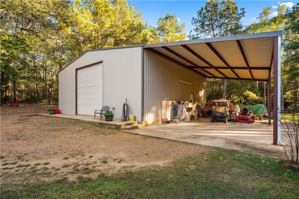 Trout, Louisiana, 71371, United States, 3 Bedrooms Bedrooms, ,4 BathroomsBathrooms,Residential,For Sale,1982667