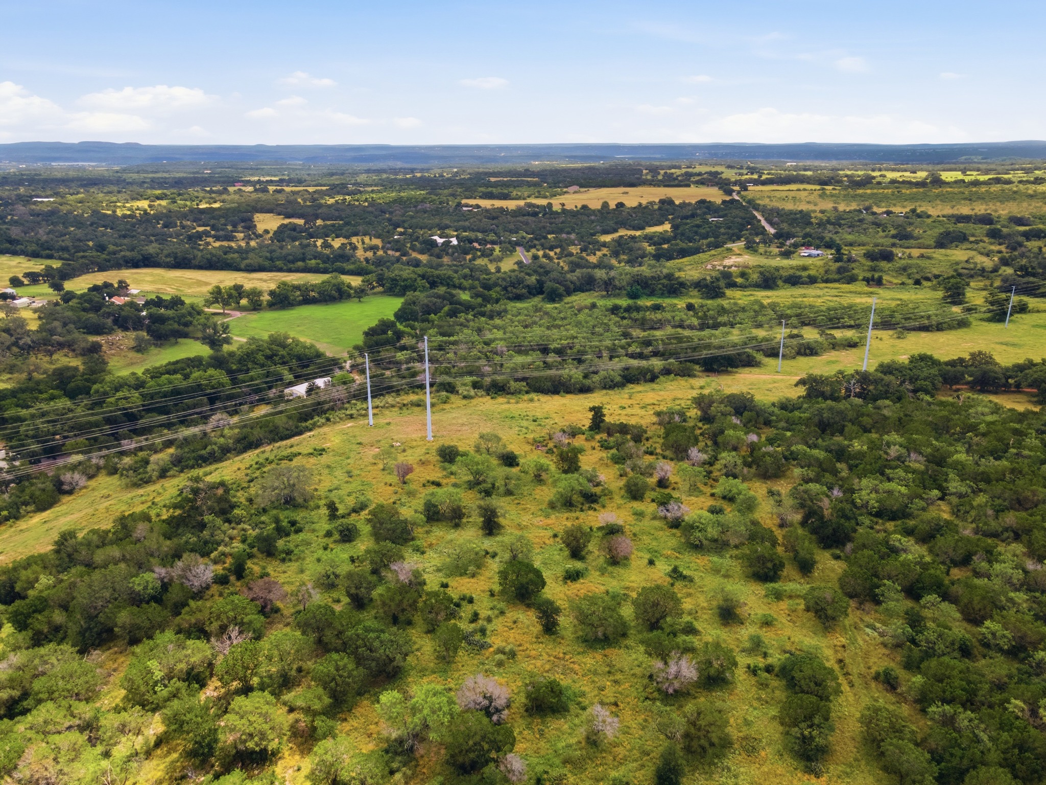  16 Acres in Spicewood - 物件實景