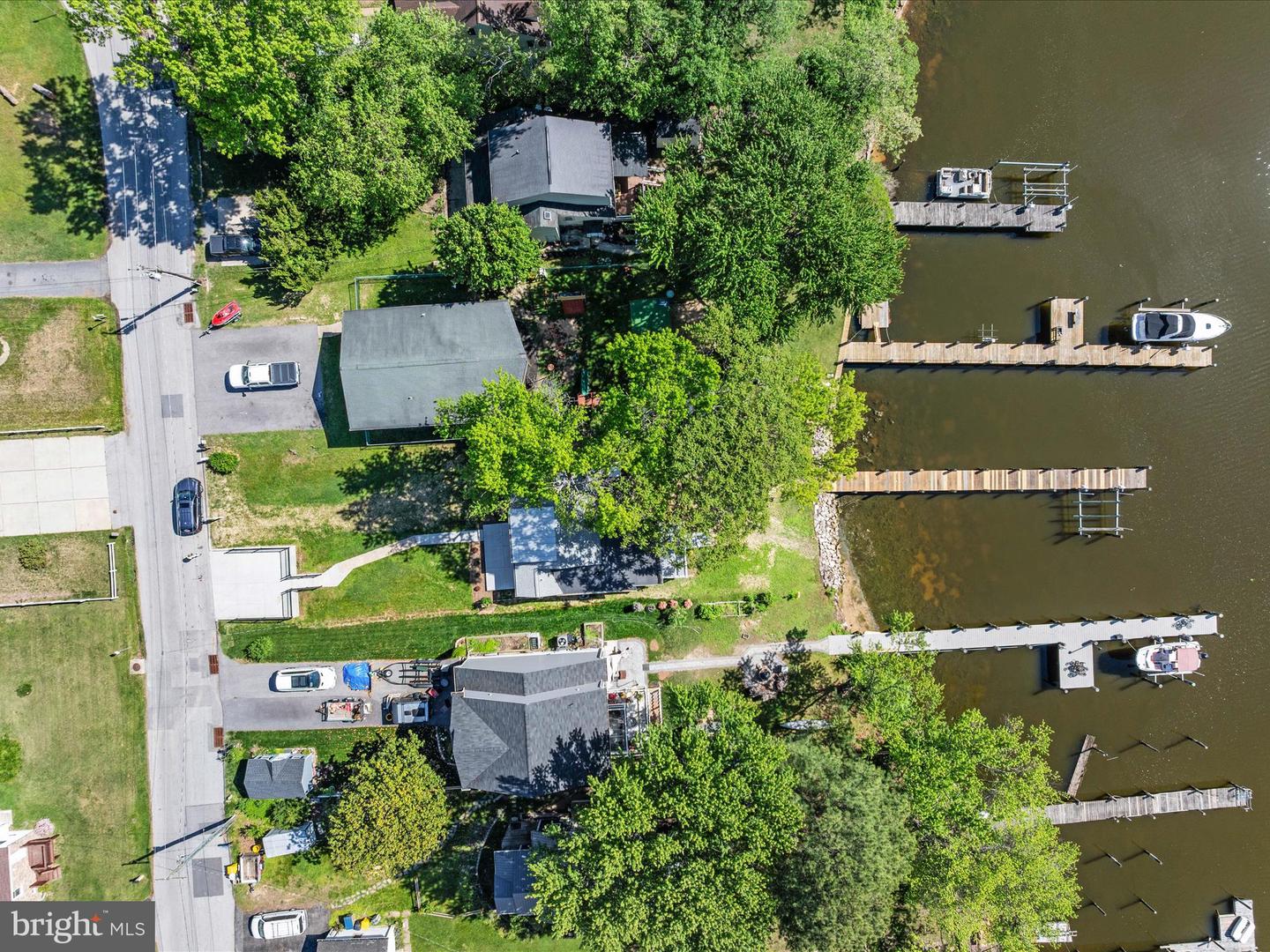 Glen Burnie, Maryland, 21060, United States, 3 Bedrooms Bedrooms, ,2 BathroomsBathrooms,Residential,For Sale,1958960