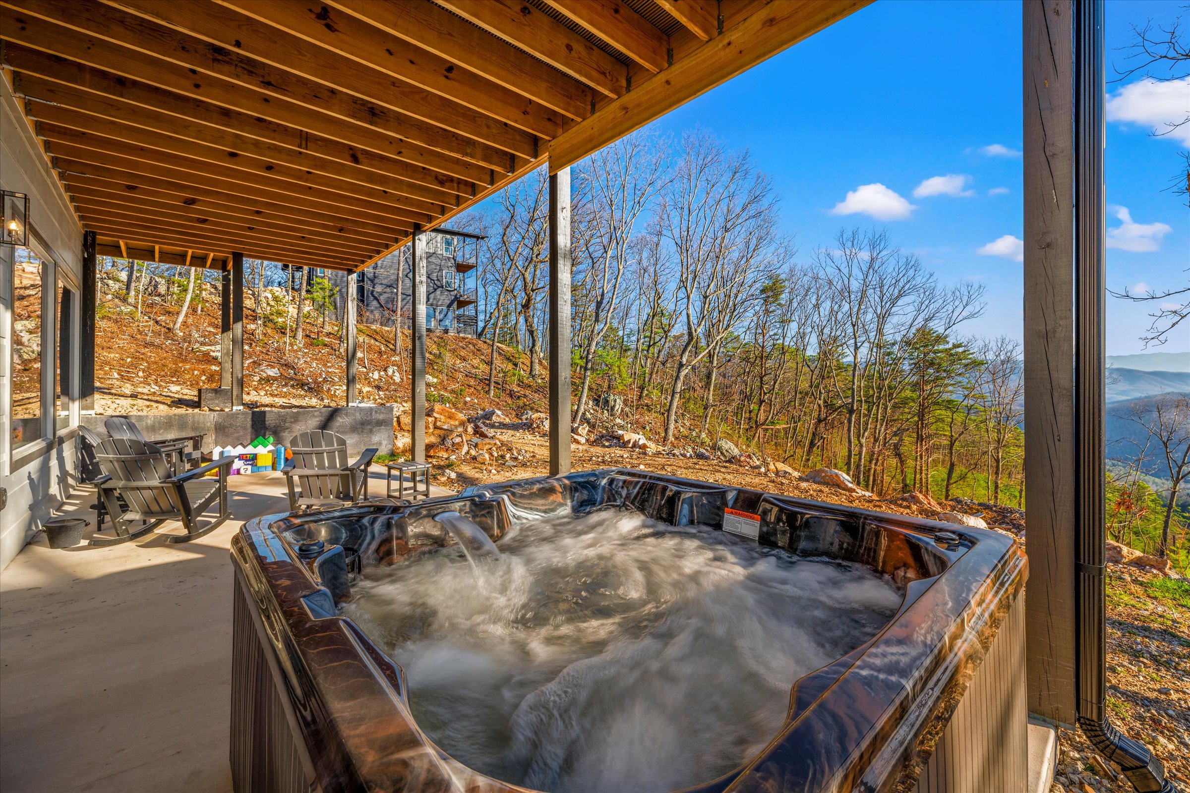 Sevierville, Tennessee, 37876, United States, 5 Bedrooms Bedrooms, ,6 BathroomsBathrooms,Residential,For Sale,1975935