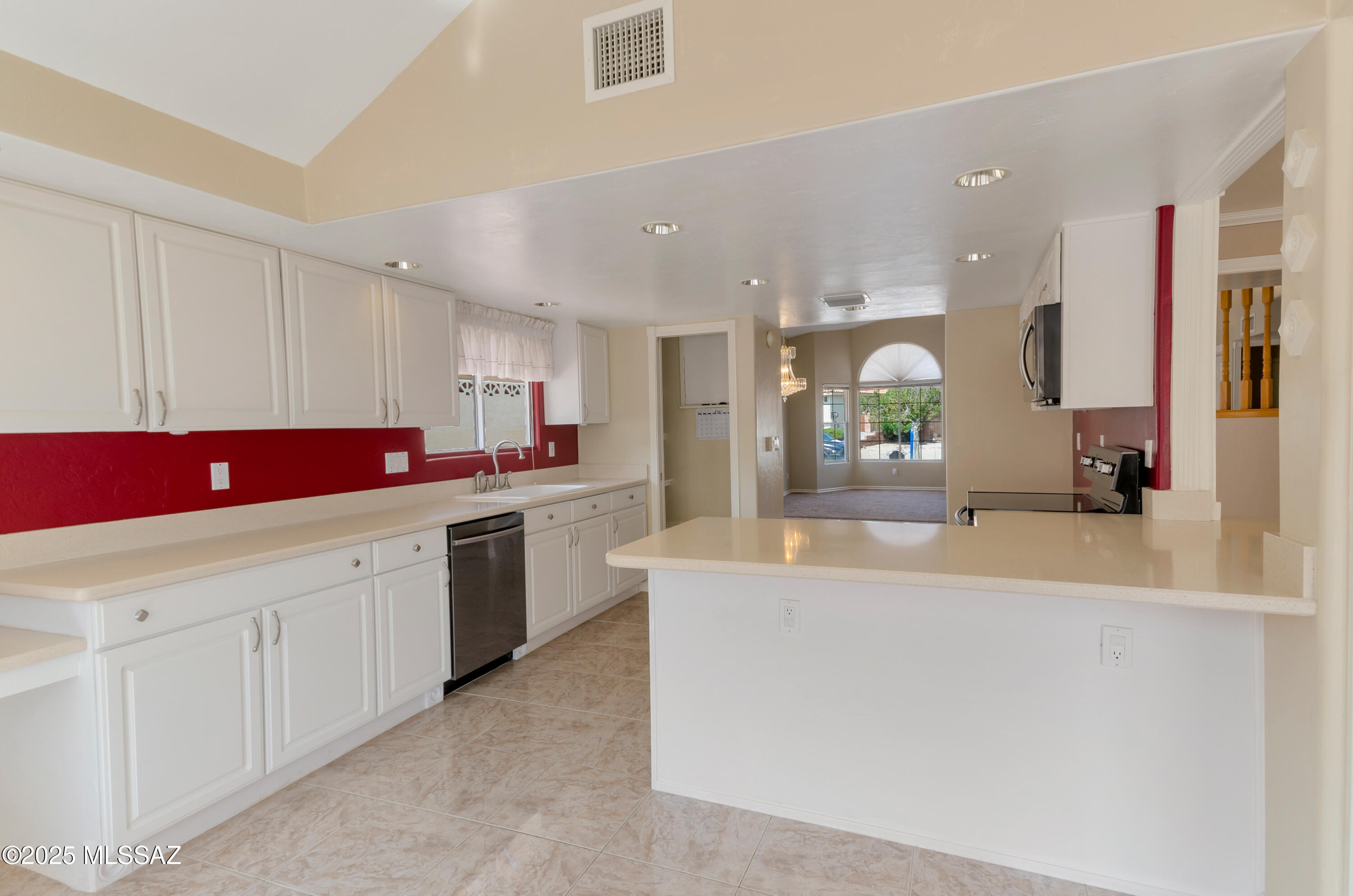 Oro Valley, Arizona, 85737, United States, 4 Bedrooms Bedrooms, ,3 BathroomsBathrooms,Residential,For Sale,1859925