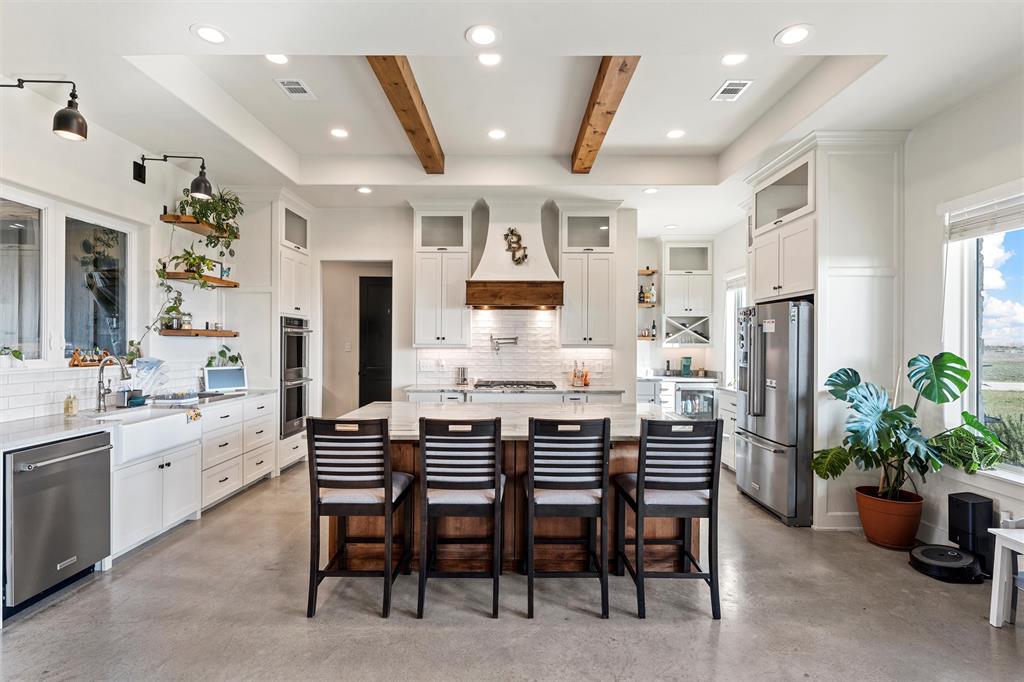 353 Willow Moon Ranch Road, Crawford, Texas, 76638, United States, 6 Bedrooms Bedrooms, ,3 BathroomsBathrooms,Residential,For Sale,353 Willow Moon Ranch Road,1673440