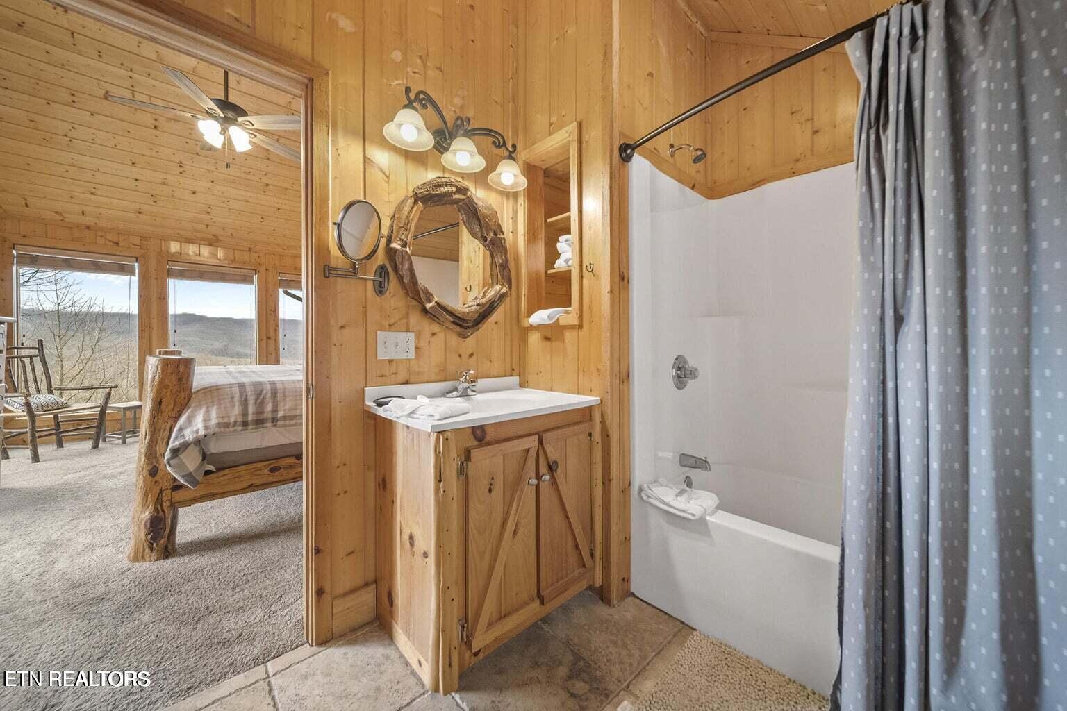 922 Scenic Tr, Gatlinburg, Tennessee, 37738, United States, 3 Bedrooms Bedrooms, ,3 BathroomsBathrooms,Residential,For Sale,922 Scenic Tr,1483117
