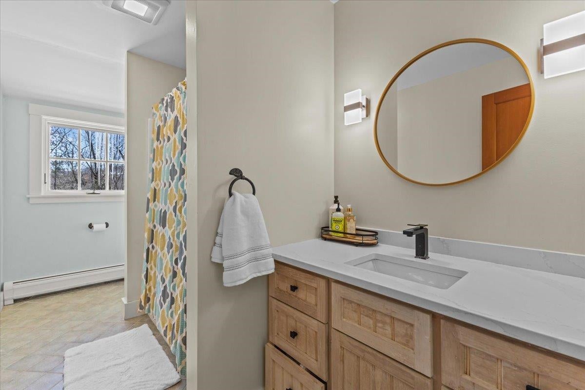 Stowe, Vermont, 05672, United States, 4 Bedrooms Bedrooms, ,3 BathroomsBathrooms,Residential,For Sale,1751990