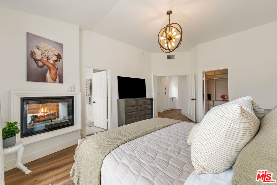 Malibu, California, 90265, United States, 3 Bedrooms Bedrooms, ,3 BathroomsBathrooms,Residential,For Sale,1850176