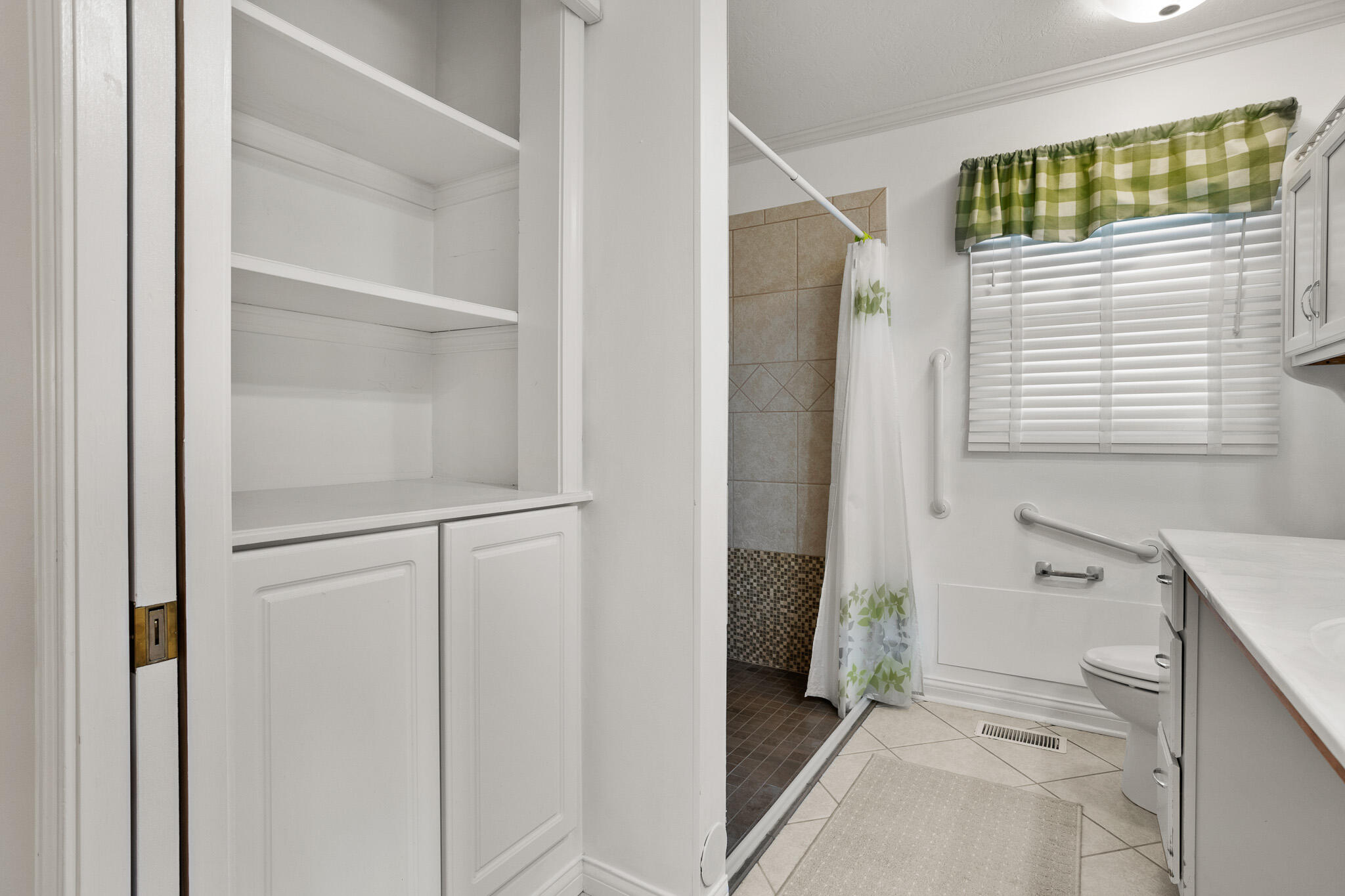 New Carlisle, Ohio, 45344, United States, 4 Bedrooms Bedrooms, ,3 BathroomsBathrooms,Residential,For Sale,1964835