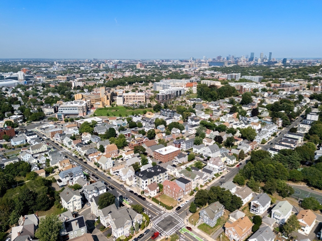 Boston, Massachusetts, 02135, United States, 2 Bedrooms Bedrooms, ,2 BathroomsBathrooms,Residential,For Sale,1940809