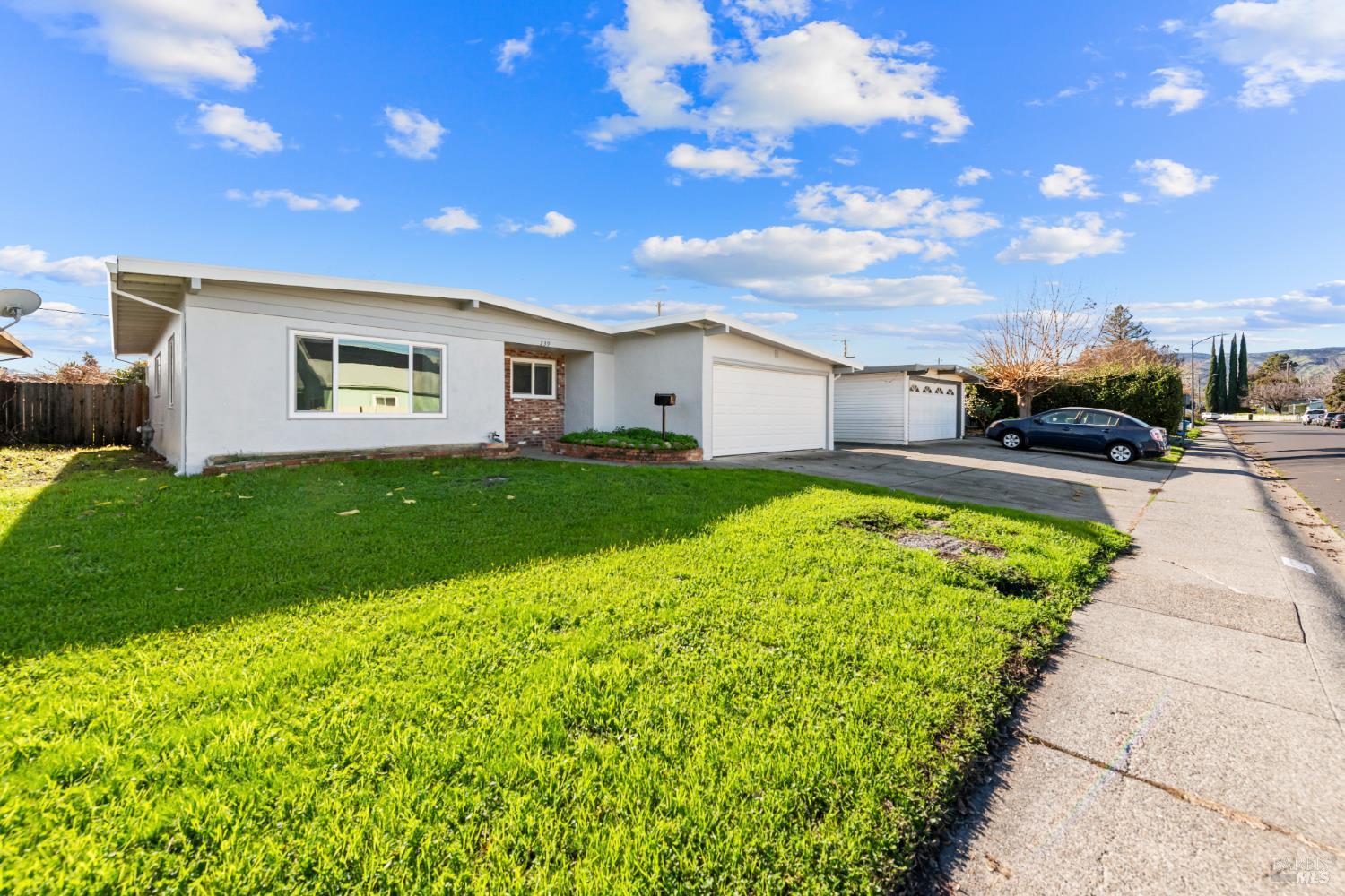 Vacaville, California, 95688, United States, 3 Bedrooms Bedrooms, ,2 BathroomsBathrooms,Residential,For Sale,2009088