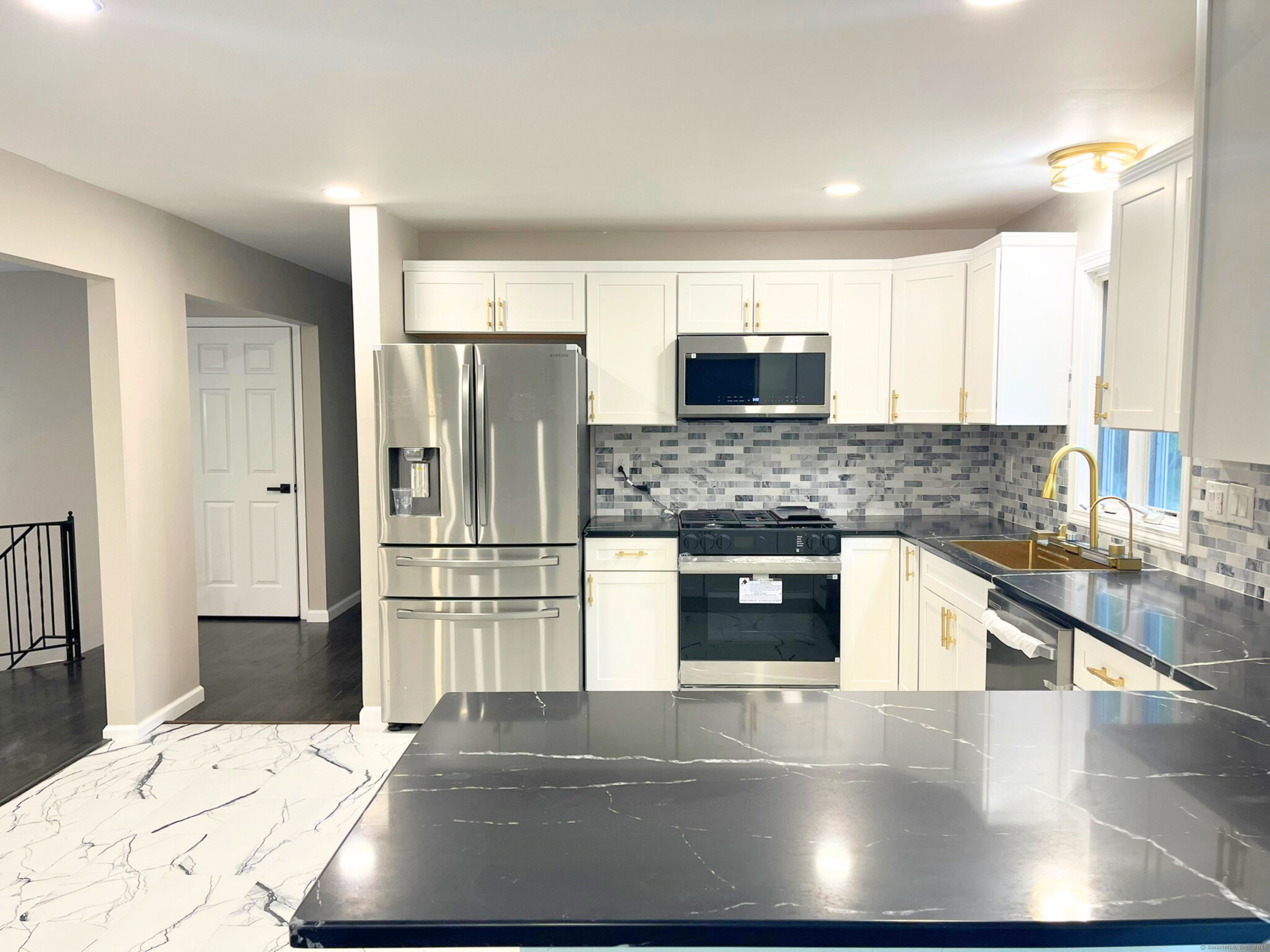 Monroe, Connecticut, 06468, United States, 5 Bedrooms Bedrooms, ,3 BathroomsBathrooms,Residential,For Sale,1907452