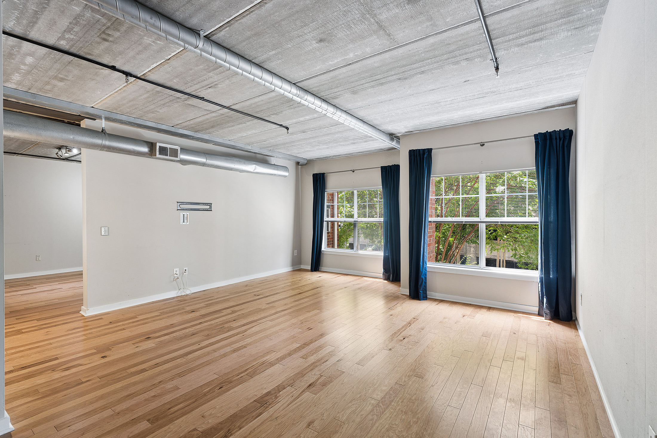 Spacious Heart-of-Midtown Condo - 物件實景