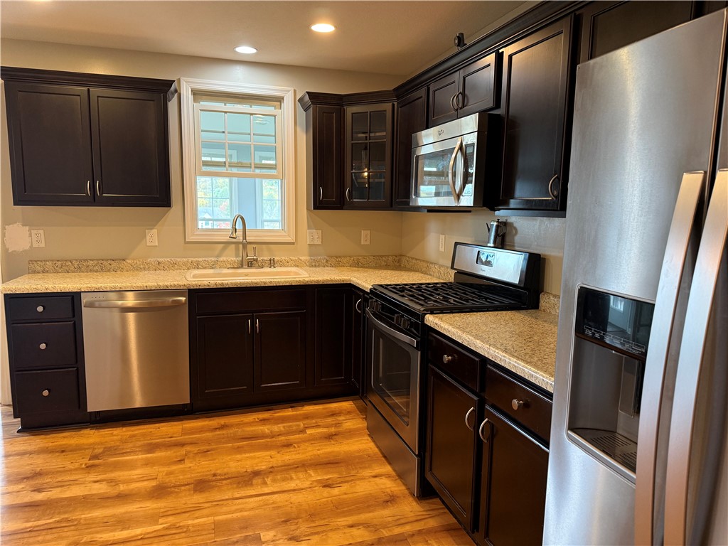 Richland, Pennsylvania, 15044, United States, 4 Bedrooms Bedrooms, ,3 BathroomsBathrooms,Residential,For Sale,1998885