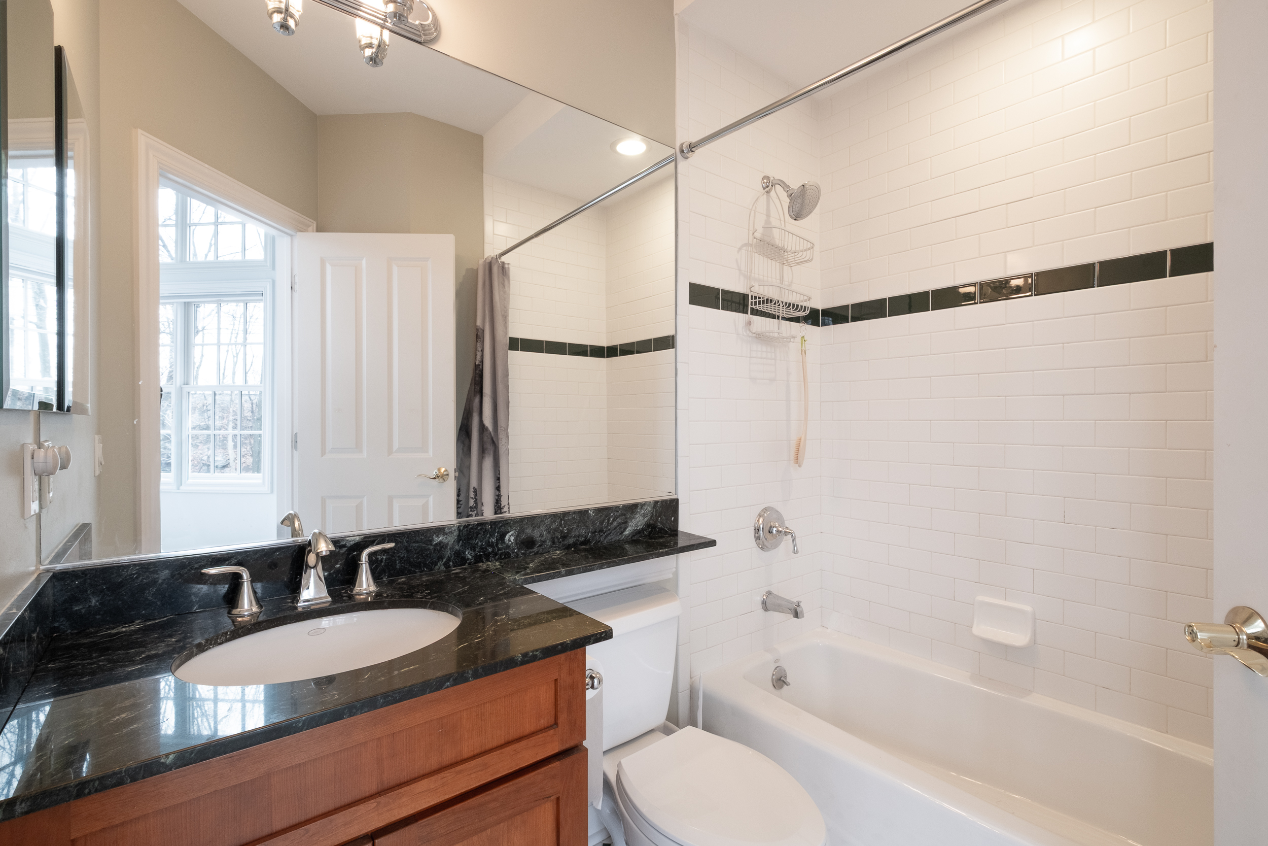  31 1st Street - 物件實景