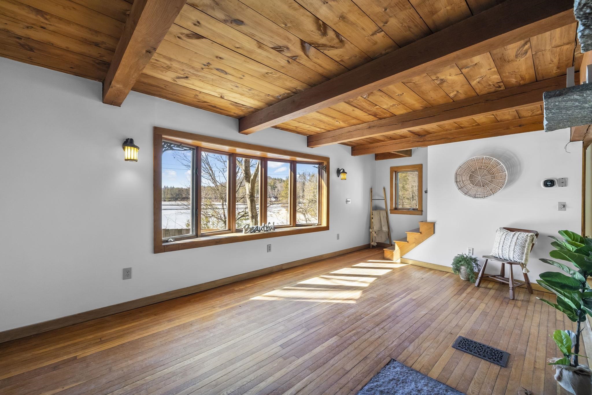 Weare, New Hampshire, 03281, United States, 2 Bedrooms Bedrooms, ,Residential,For Sale,1887155