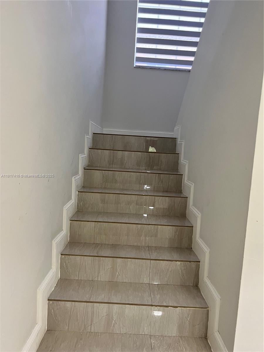 Miami, Florida, 33155, United States, 6 Bedrooms Bedrooms, ,4 BathroomsBathrooms,Residential,For Sale,1979278