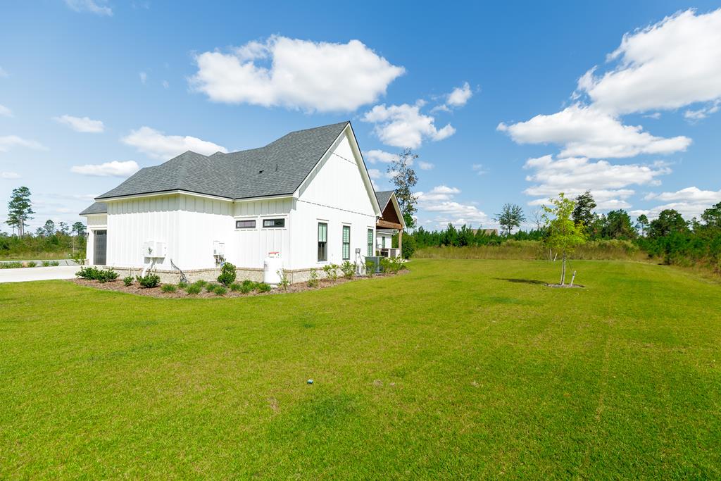 Valdosta, Georgia, 31601, United States, 4 Bedrooms Bedrooms, ,5 BathroomsBathrooms,Residential,For Sale,1991156