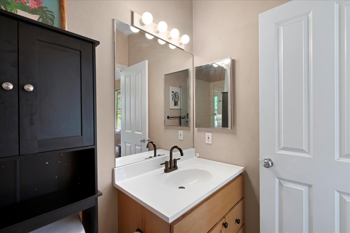 Makawao, Hawaii, 96768, United States, 3 Bedrooms Bedrooms, ,3 BathroomsBathrooms,Residential,For Sale,1973898