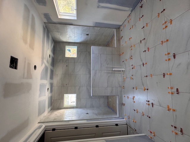 Tampa, Florida, 33611, United States, 5 Bedrooms Bedrooms, ,4 BathroomsBathrooms,Residential,For Sale,1978893