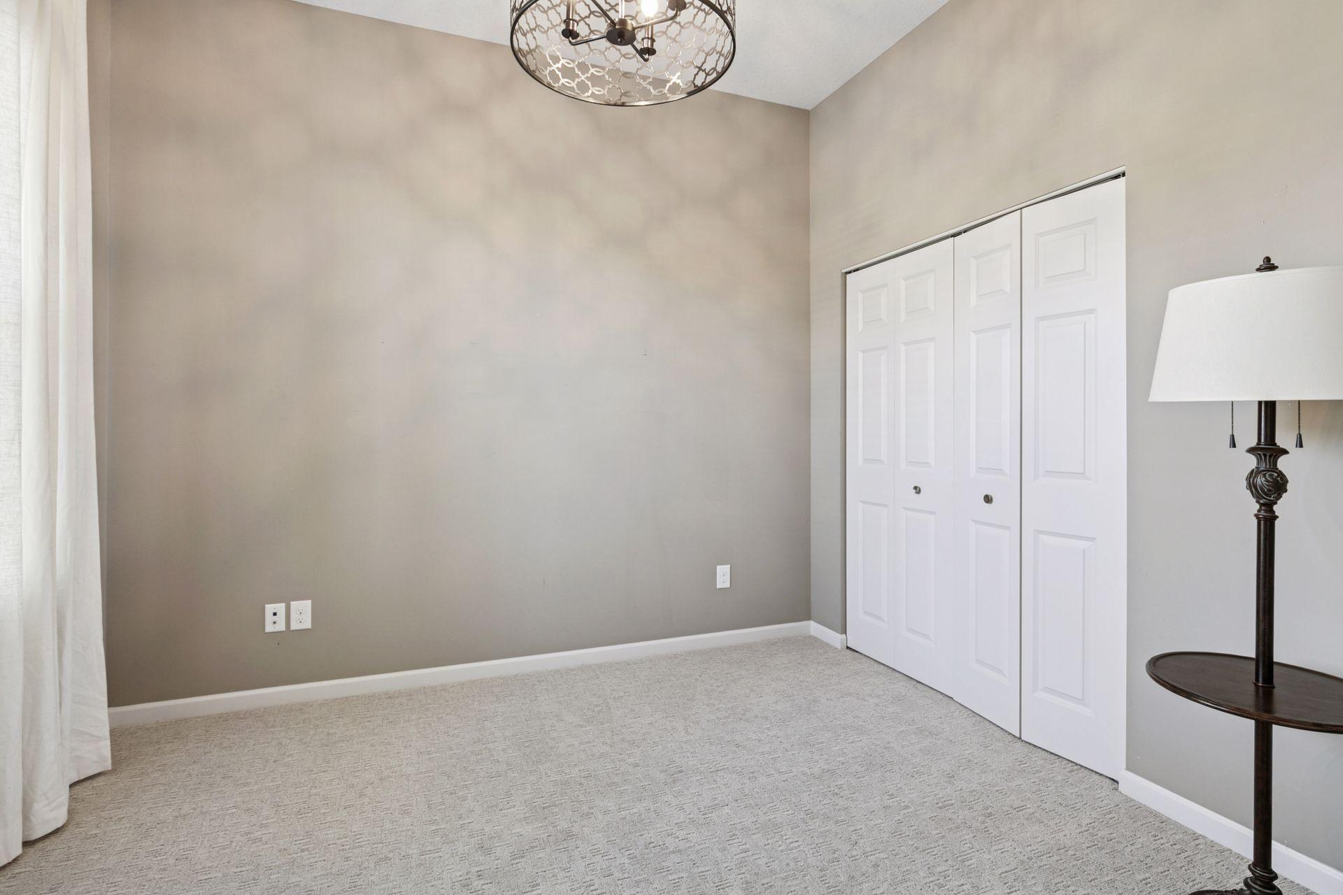 Lakeville, Minnesota, 55044, United States, 3 Bedrooms Bedrooms, ,2 BathroomsBathrooms,Residential,For Sale,1971412