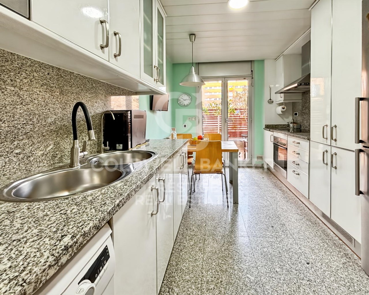 Barcelona, Catalonia, ES, 4 Bedrooms Bedrooms, ,2 BathroomsBathrooms,Residential,For Sale,1759816
