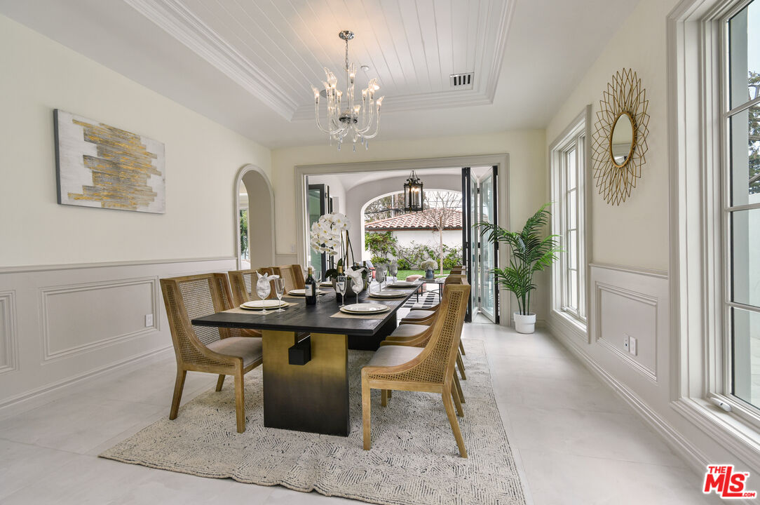 Santa Monica, California, 90402, United States, 5 Bedrooms Bedrooms, ,7 BathroomsBathrooms,Residential,For Sale,1838170
