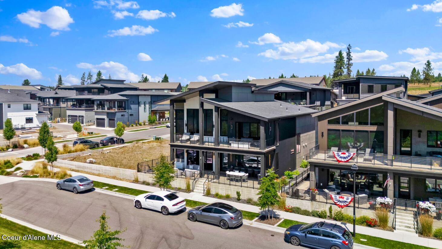 Coeur D'alene, Idaho, 83814, United States, 4 Bedrooms Bedrooms, ,4 BathroomsBathrooms,Residential,For Sale,1927385