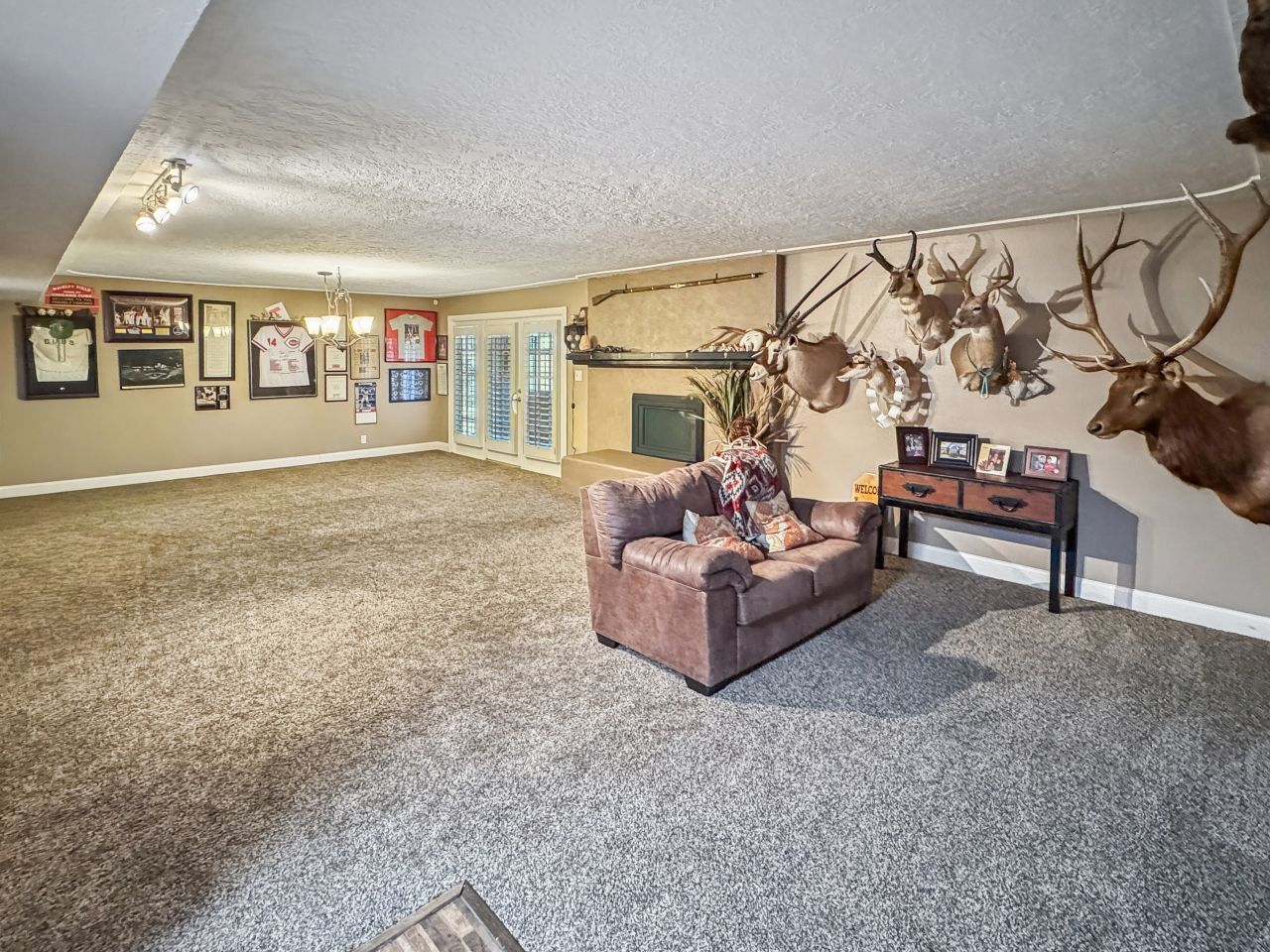 Carlsbad, New Mexico, 88220, United States, 4 Bedrooms Bedrooms, ,4 BathroomsBathrooms,Residential,For Sale,1980952