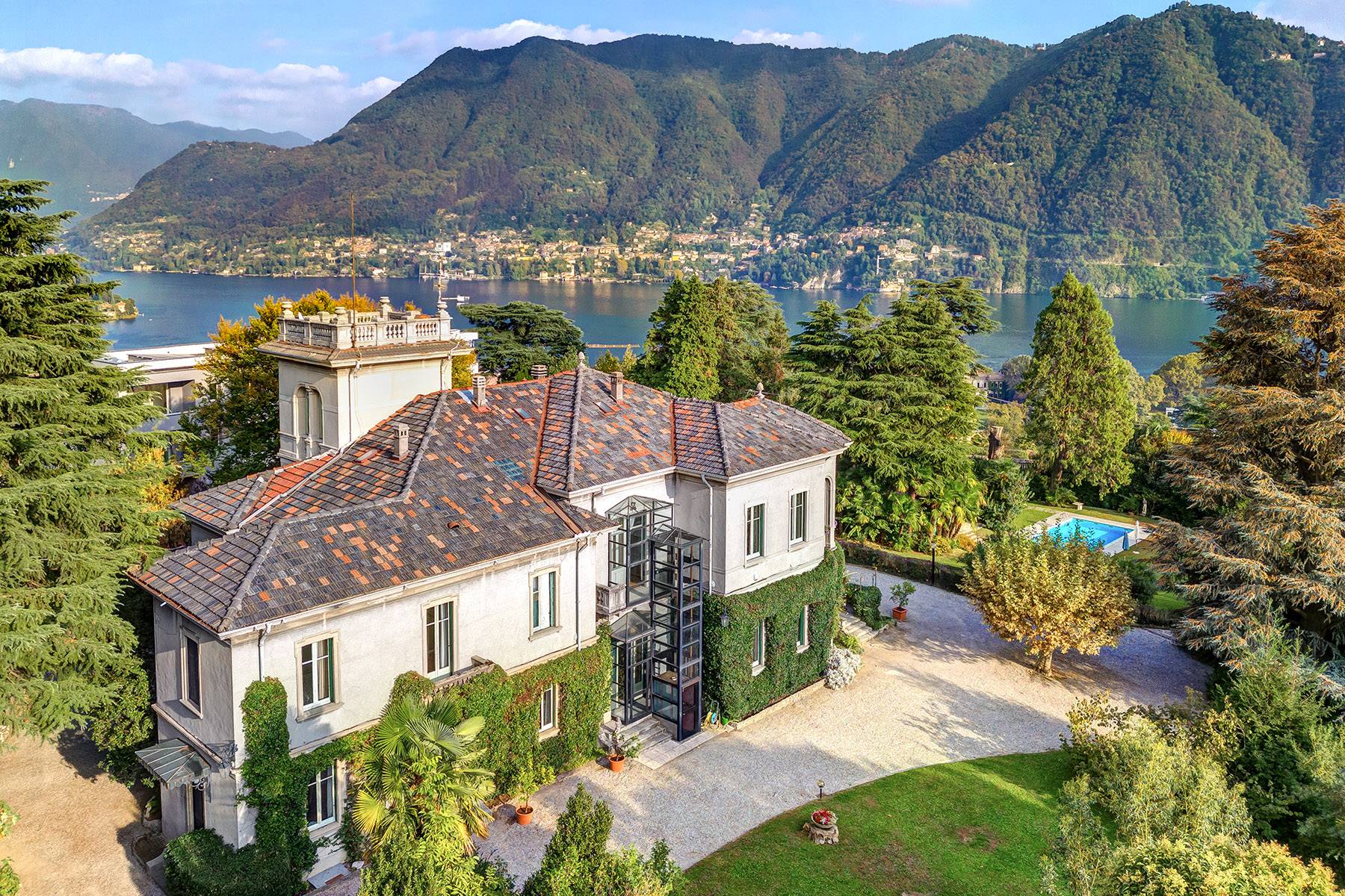 Charming villa in Cernobbio 