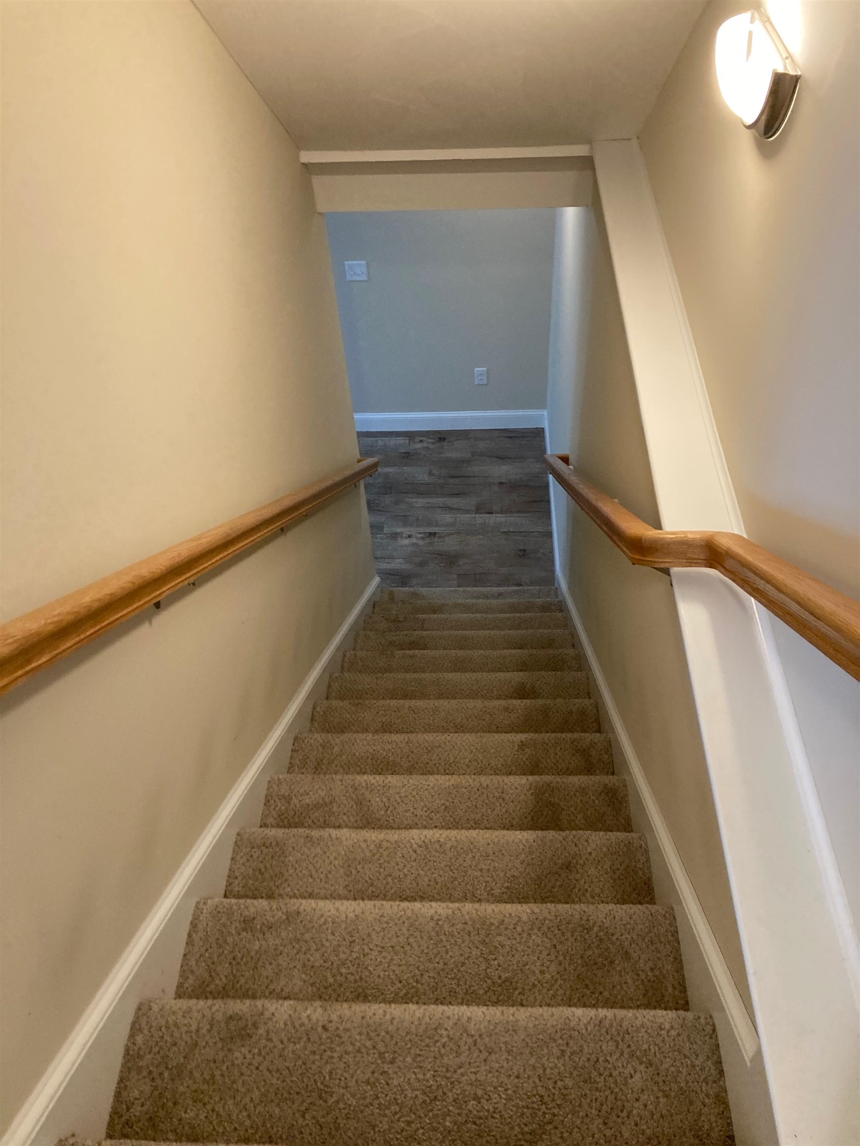 Brentwood, New Hampshire, 03833, United States, 2 Bedrooms Bedrooms, ,2 BathroomsBathrooms,Residential,For Sale,1905926