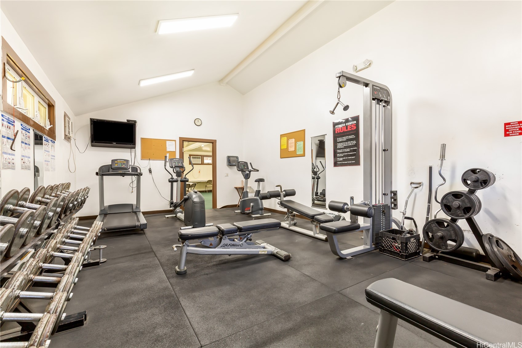 Honolulu, Hawaii, 96818, United States, 2 Bedrooms Bedrooms, ,2 BathroomsBathrooms,Residential,For Sale,1957209