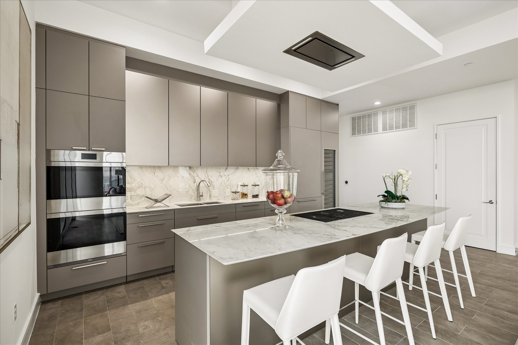  2727 Kirby Drive #11D - 物件實景