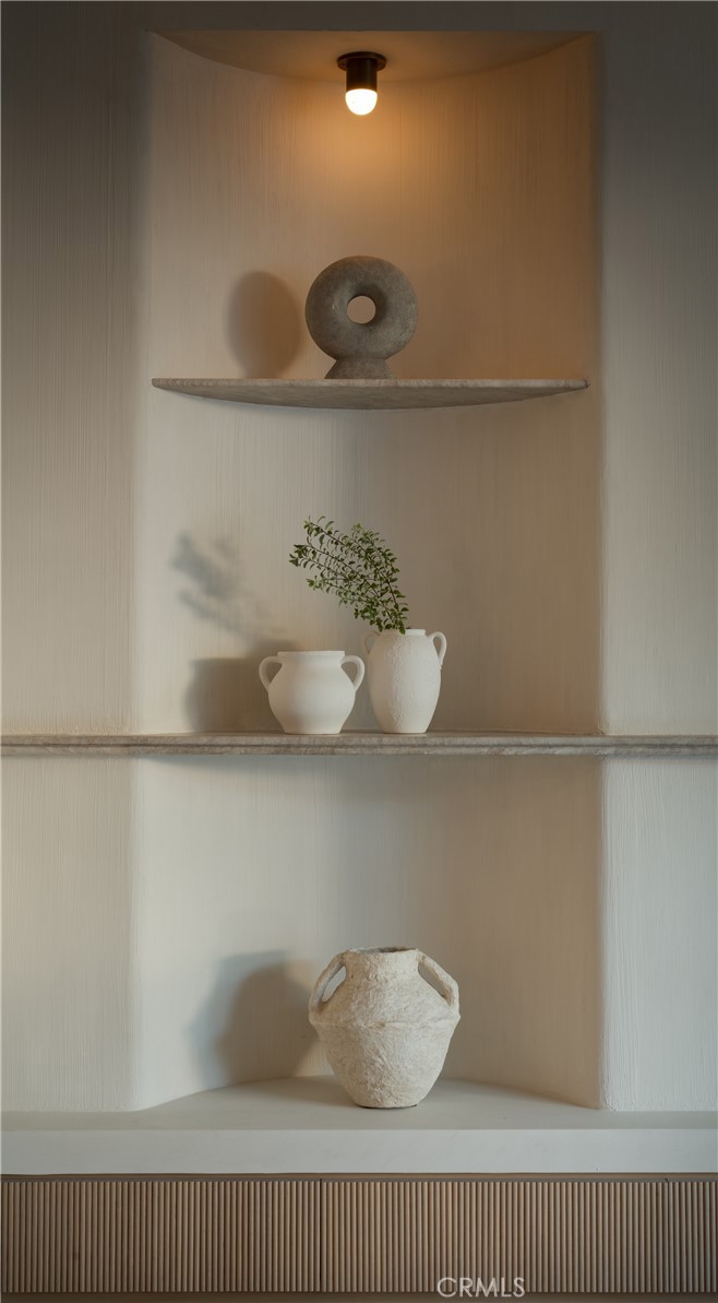 Sherman Oaks, California, 91423, United States, 6 Bedrooms Bedrooms, ,7 BathroomsBathrooms,Residential,For Sale,1990929